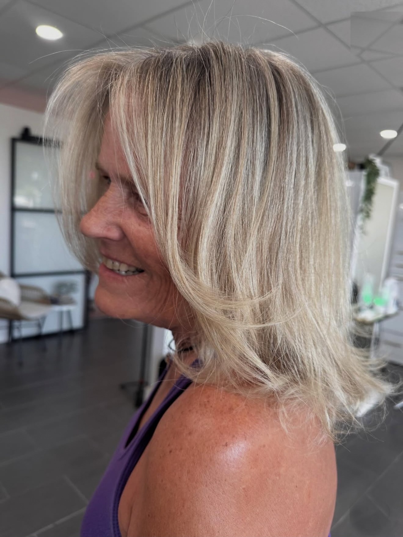 Blonde bob, side view, by Lauren at D&H Hair Company